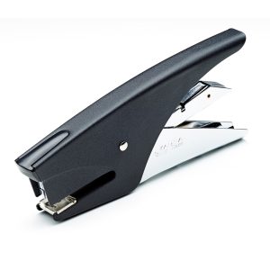 Cucitrice a pinza Kartia - c/avancarica - passo 6 - nero - Iternet - immagine 1