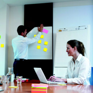 Blocco da parete Super Sticky - 559 - 30 fogli - 63,5 x 77,5 cm - bianco - Post-it - immagine 2